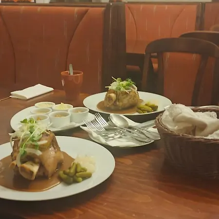 卢克尼杜姆酒店 酒店 3*